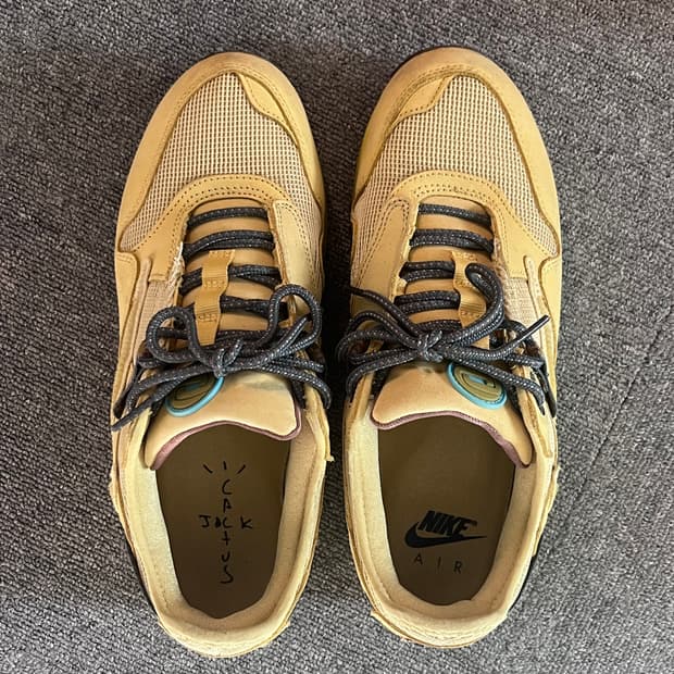 나이키 트래비스캇 에어맥스1 캑터스 골드 265