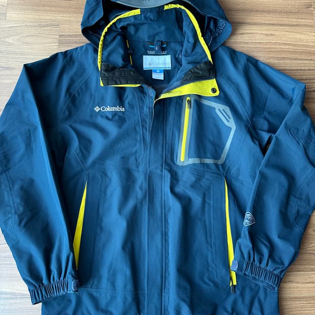 컬럼비아 옴니테크 방수 바람막이 M