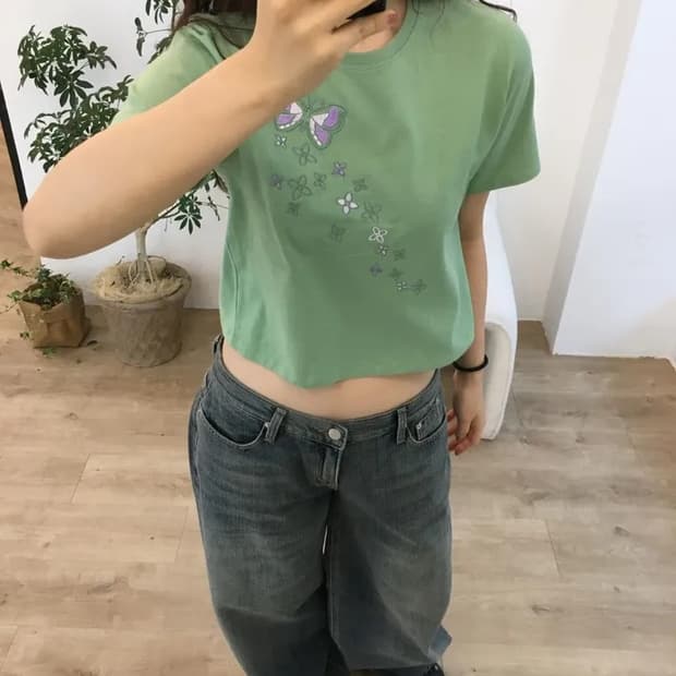 만원급처! 자수 나비 반팔티