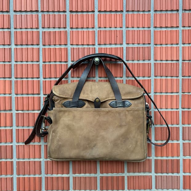 필슨 256 브리프케이스