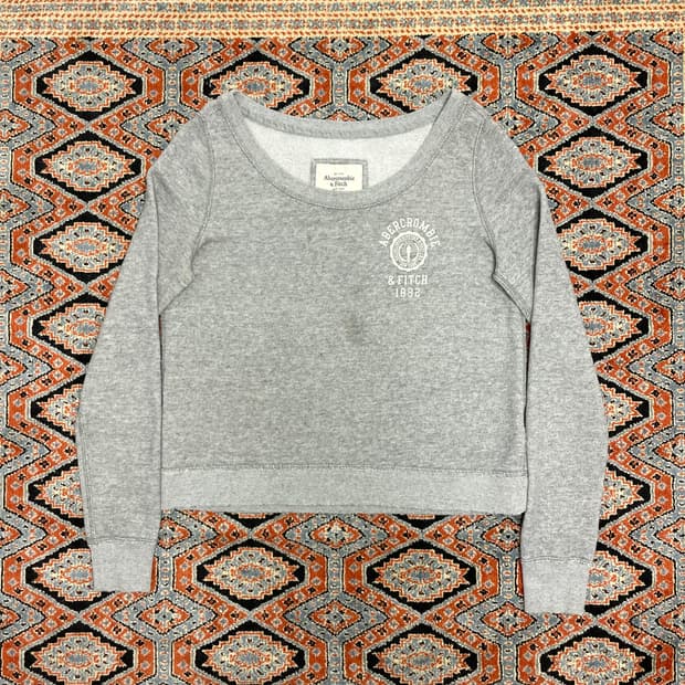 아베크롬비 그레이 보트넥 크롭 맨투맨 여성M