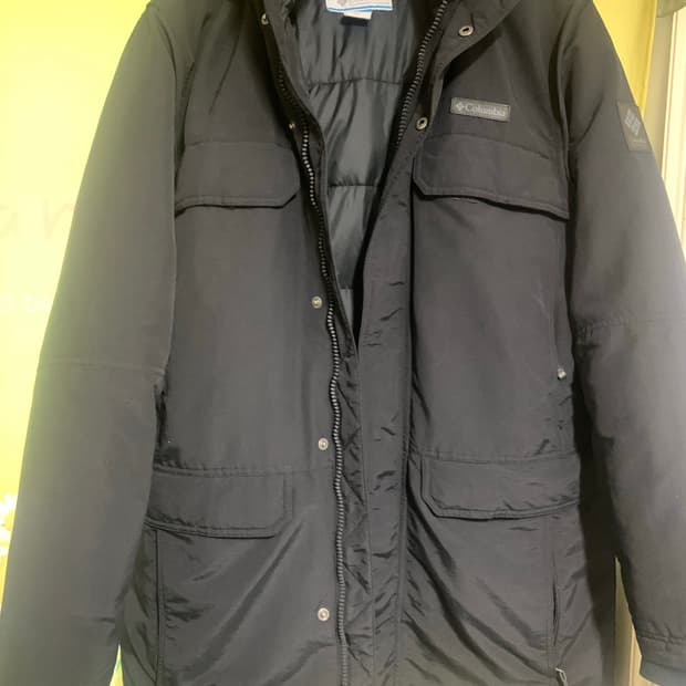 컬럼비아 덕다운 550 마운틴 패딩 판매합니다