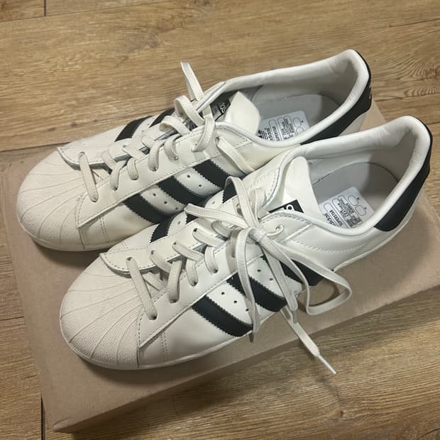 슈퍼스타82 화이트블랙 285