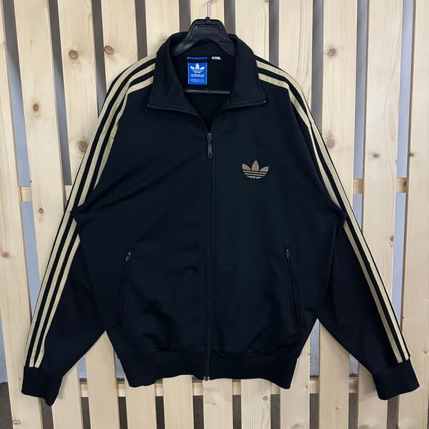 110) 아디다스 파이어버드 블랙 골드 져지 트랙탑