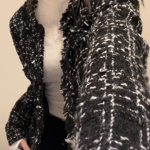 black+white tweed jacket