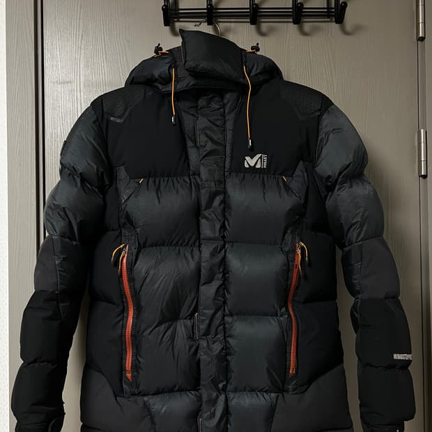 밀레 남성 구스다운 패딩 100