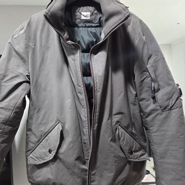 씨피컴퍼니 CP 컴퍼니 패딩 자켓