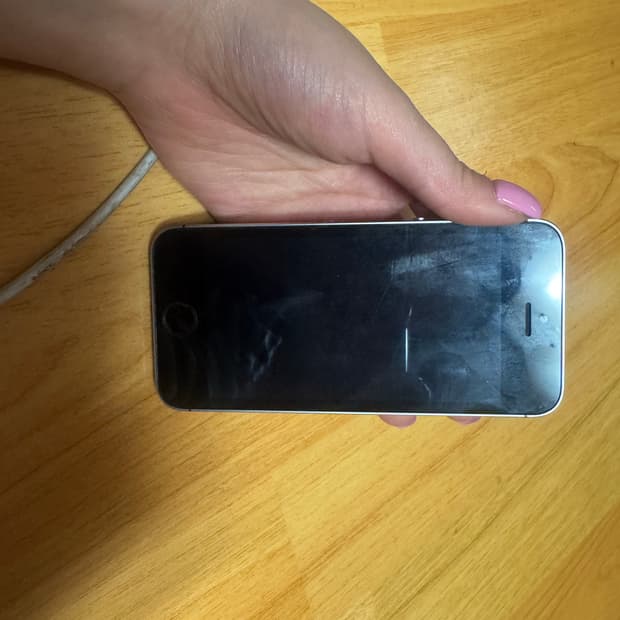 아이폰 se 스페이스 그레이