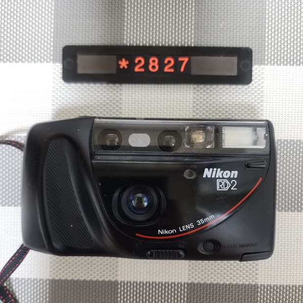 니콘 RD 2 필름카메라