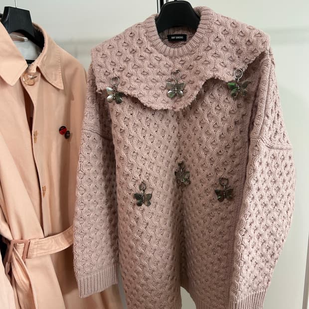 라프시몬스 버터플라이 참 니트 풀오버