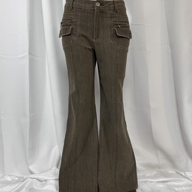 brown pants