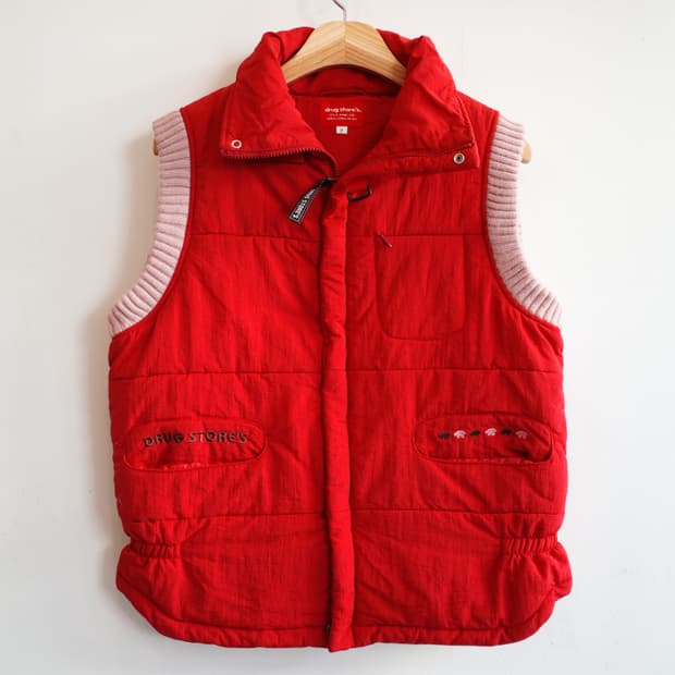 drug store’s 집업 베스트 