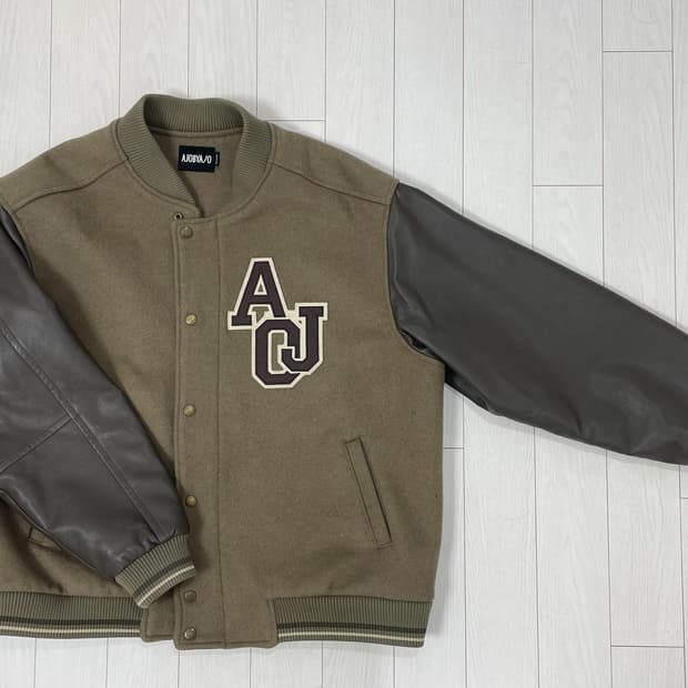 {단종제품} 아조바이아조 오버사이즈 바시티 스타디움 자켓