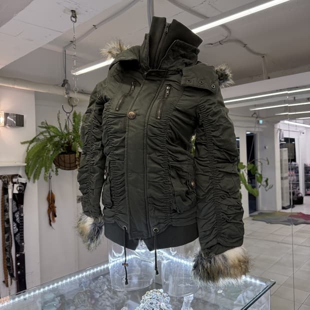 shirring cargo padded jacket