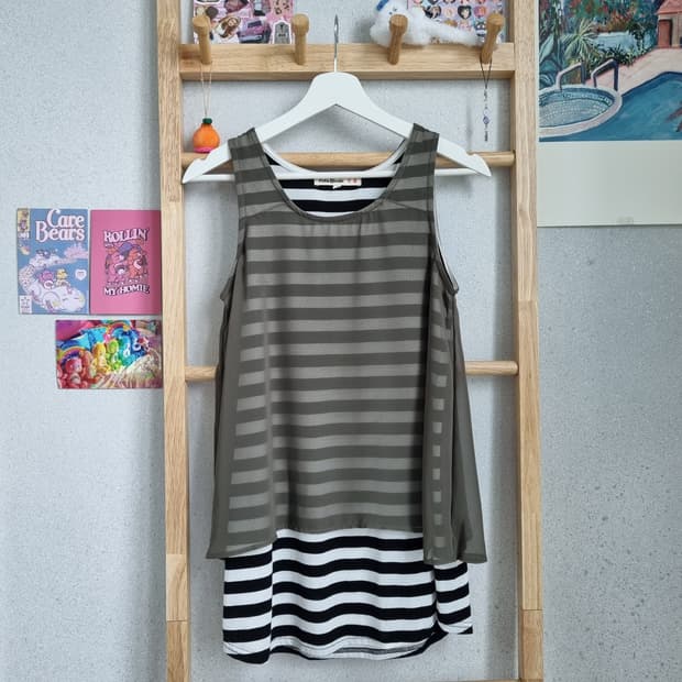 JPN Layered Stripe  sleeveless