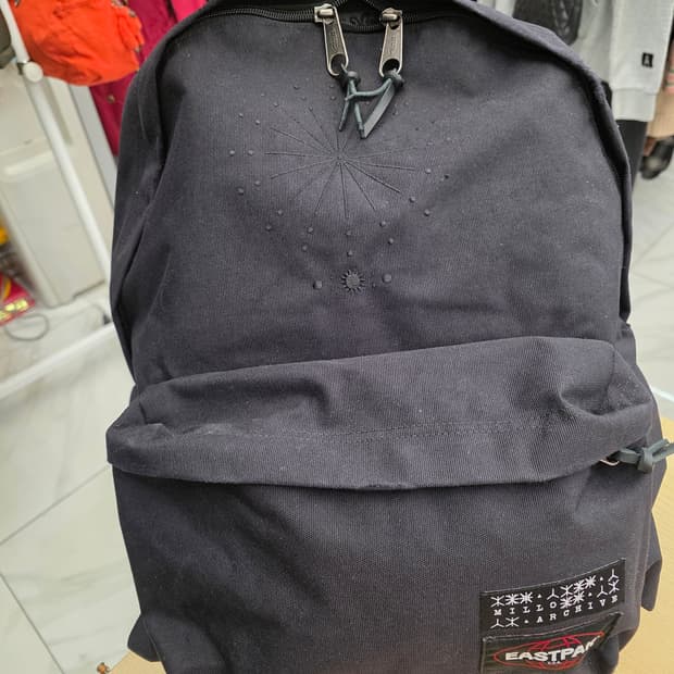 밀로아카이브 x 이스트팩  백팩