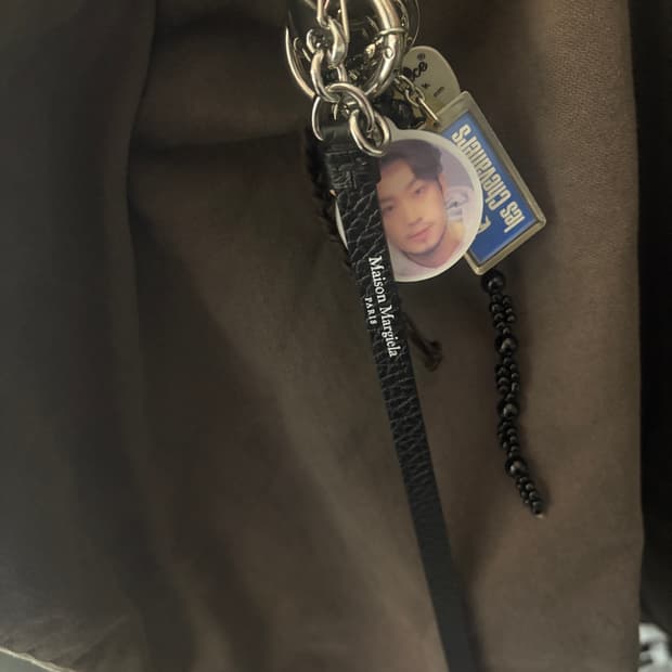 TTF✳️마르지엘라 레더 롱 스트랩 키링