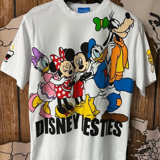 도쿄 디즈니리조트 DISNEY BESTIES 양면 빅프린트 반팔티 M