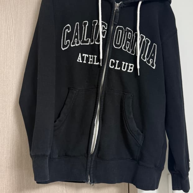 후아유 후드집업