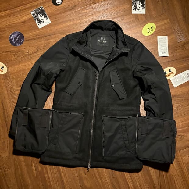 KOLON DETACHABLE POCKET 디테처블 포켓 울 후디드 자켓