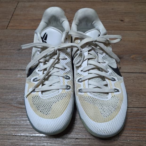 나이키 코비11 펀더멘탈 컬리