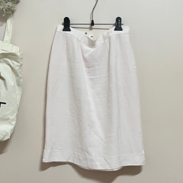 꾸레쥬 페일핑크 스커트