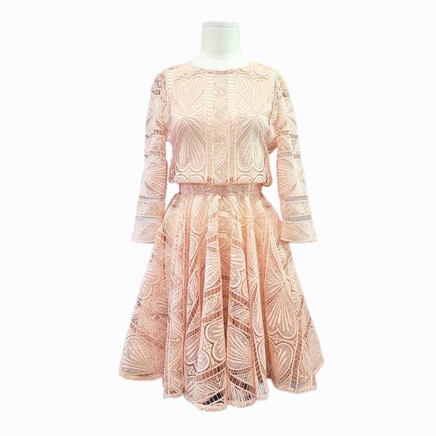 마쥬 maje 펀칭레이스 원피스 (44~55) 상태완벽 /슬립따로입어야함