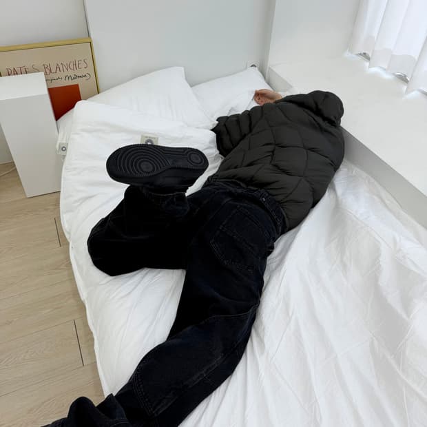 경량패딩 먹색/스카이블루