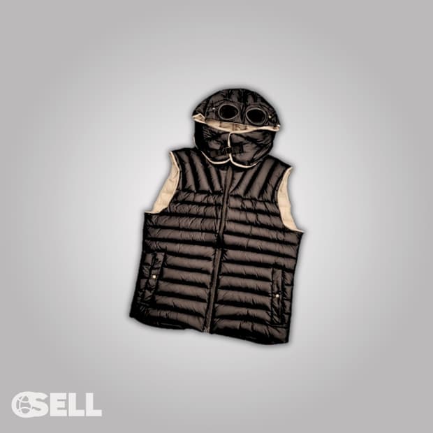 Cp컴퍼니 조끼패딩