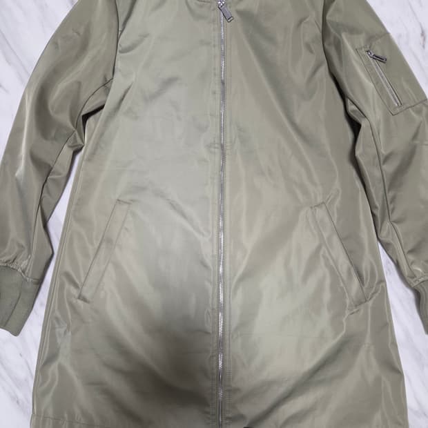 BCBG 레인코트 자켓
