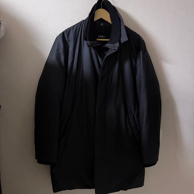 DKNY 남성 거위털 다운패딩 코트 M (남성 100정도)