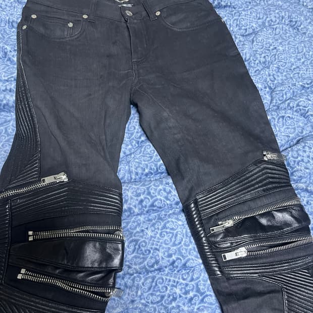 생로랑 레더패널진 15fw 32