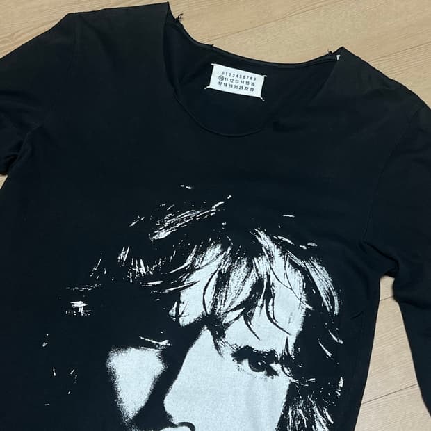 메종 마르지엘라 ss10 FACE NEGATIVE 롱슬리브