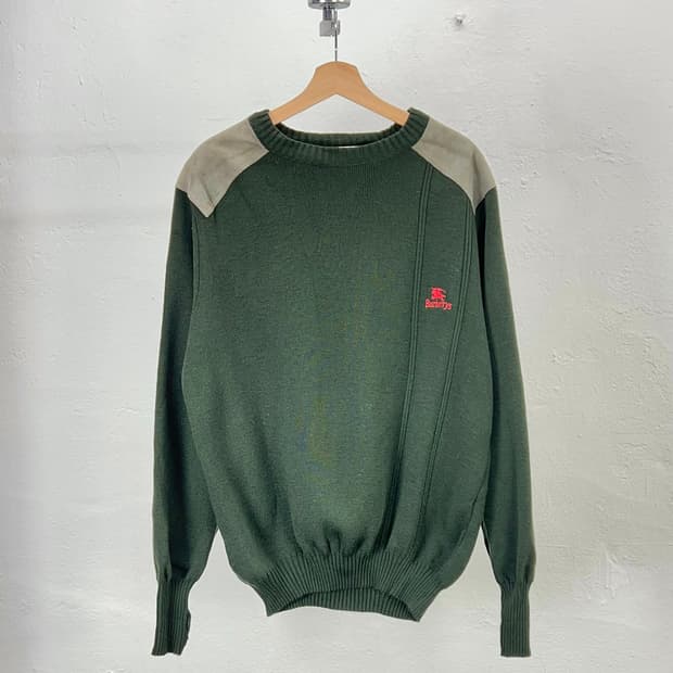 버버리 카키 그린 코만도 패치 퓨어 울 니트 스웨터