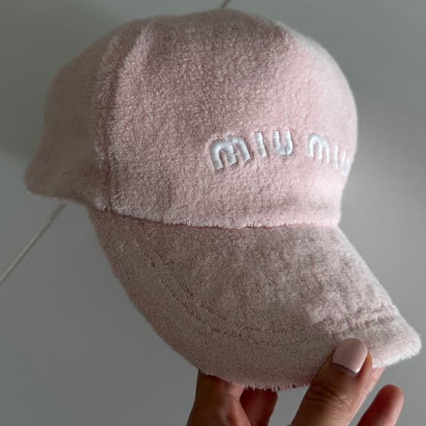 miumiu 테리 볼캡