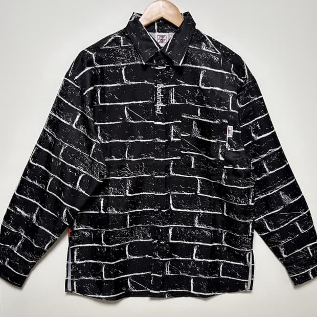 배드인배드 브릭 셔츠