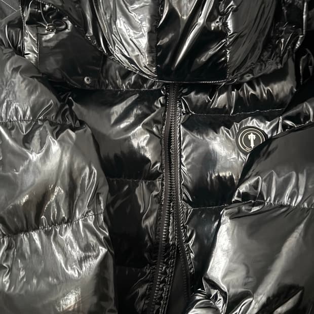 정품 트랩스타 아이언게이트 패딩 판매합니다 택o