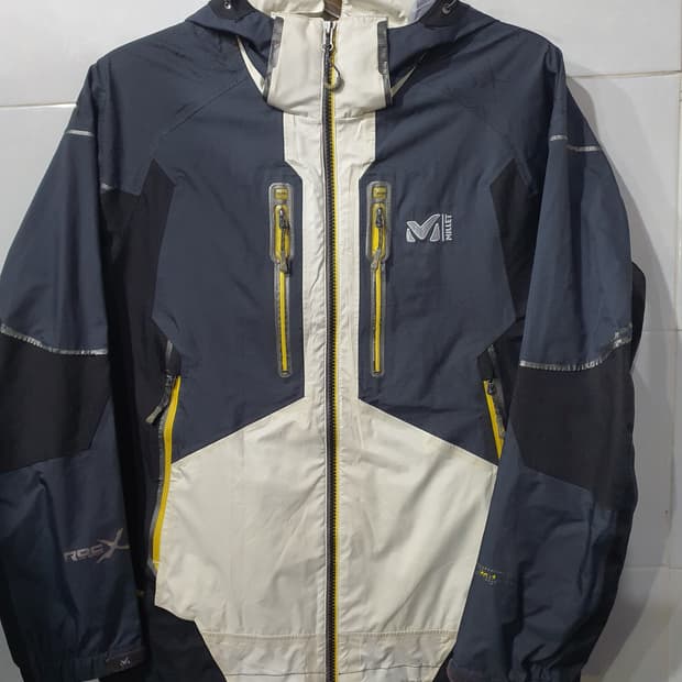 밀레 남성 방수 바람막이