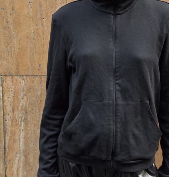 (4)머듈 넥집업 블랙 