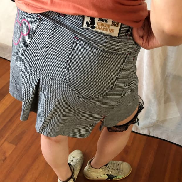 check mini skort