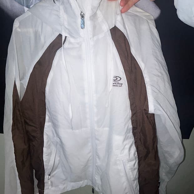 트래블 바람막이