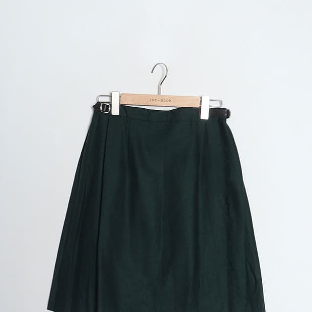 O'NEIL OF DUBLIN Wool Wrap Skirt (26)