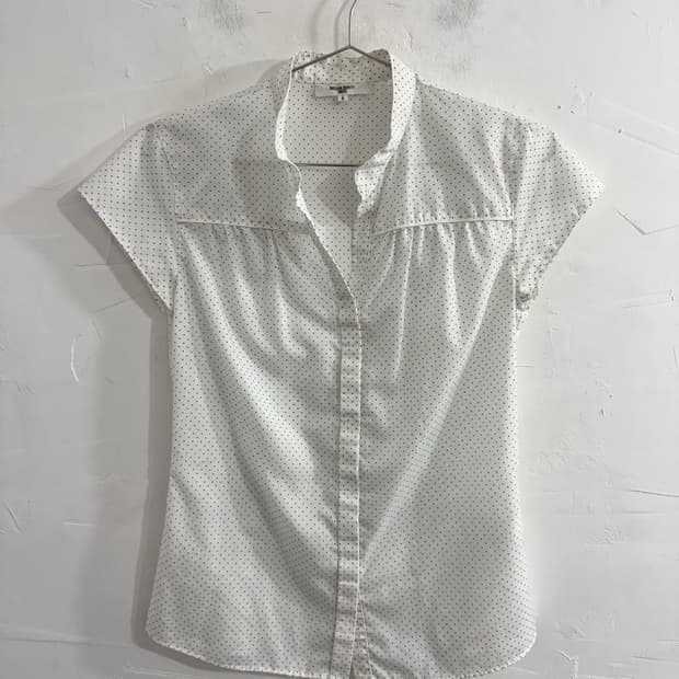 natural beauty basic dot shirt