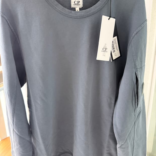 c.p 컴퍼니 블루 맨투맨ss m 새상품