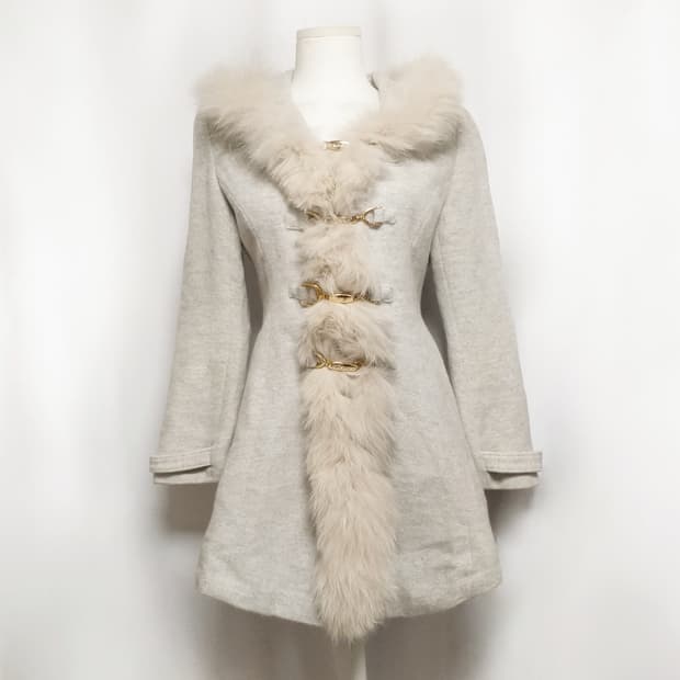 세실맥비 퍼코트 달천 대장 y2k자켓 로맨틱오네히메갸루 캐캐체핀터깔 로리