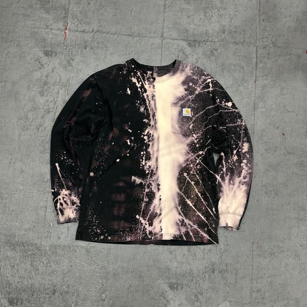 칼하트 다잉 커스텀 포켓 롱슬리브