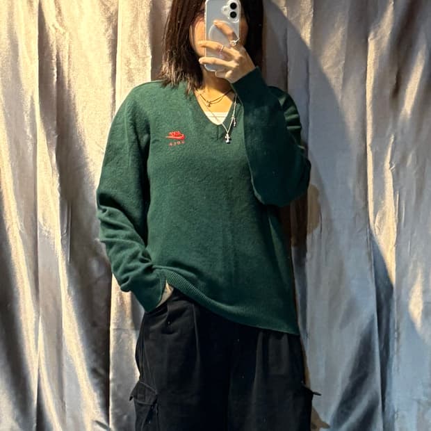 S Nike 나이키 90s 브이넥 레드 스우시 니트