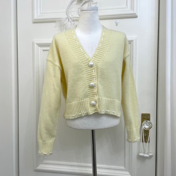 lemon stitch point pearl button warm car