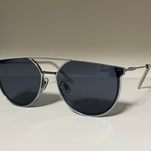 젠틀몬스터 선글라스 