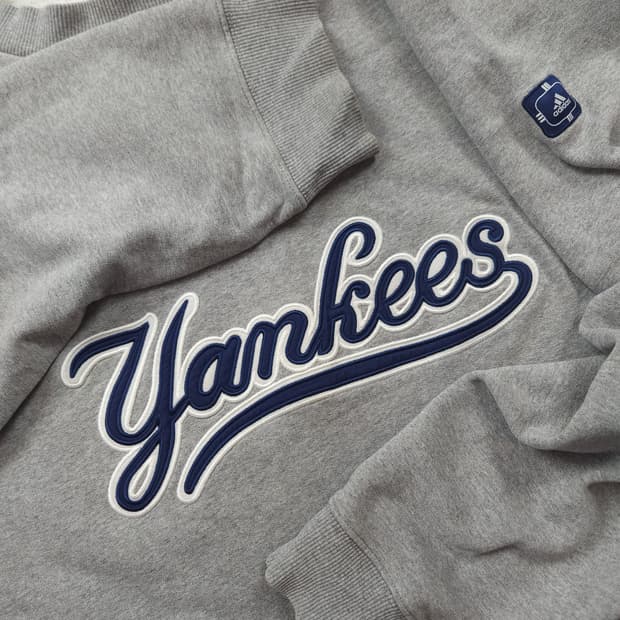 00s 아디다스 MLB 뉴욕 양키스 박시핏 맨투맨 (XL)